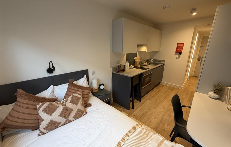 St James Boulevard, Newcastle Upon Tyne, Newcastle - Image 1